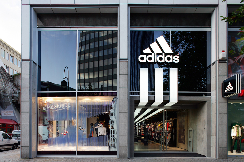 Invloedrijk Woestijn titel Adidas - sporting goods stores in United Kingdom - Malls.Com