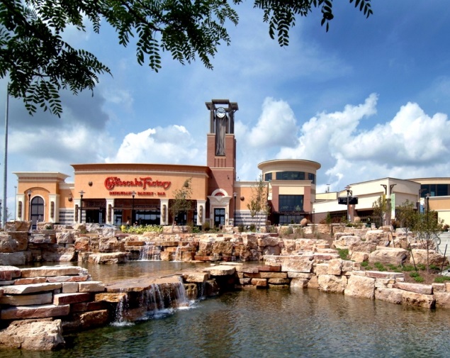 Jordan Creek Town Center Super regional mall in Des Moines Iowa