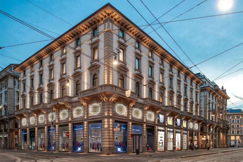 The retail space Orefici11 in Milan