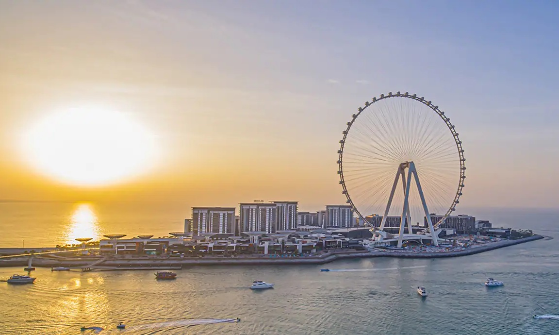 The most giant Ferris wheel in the world has been opened in Dubai