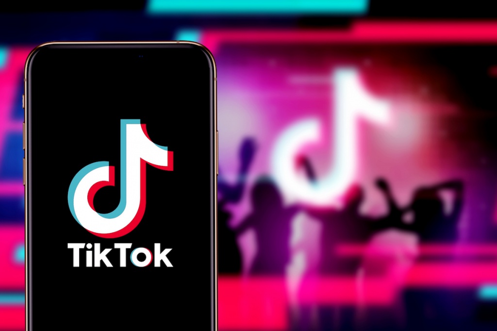 TikTok - Depositphotos.com