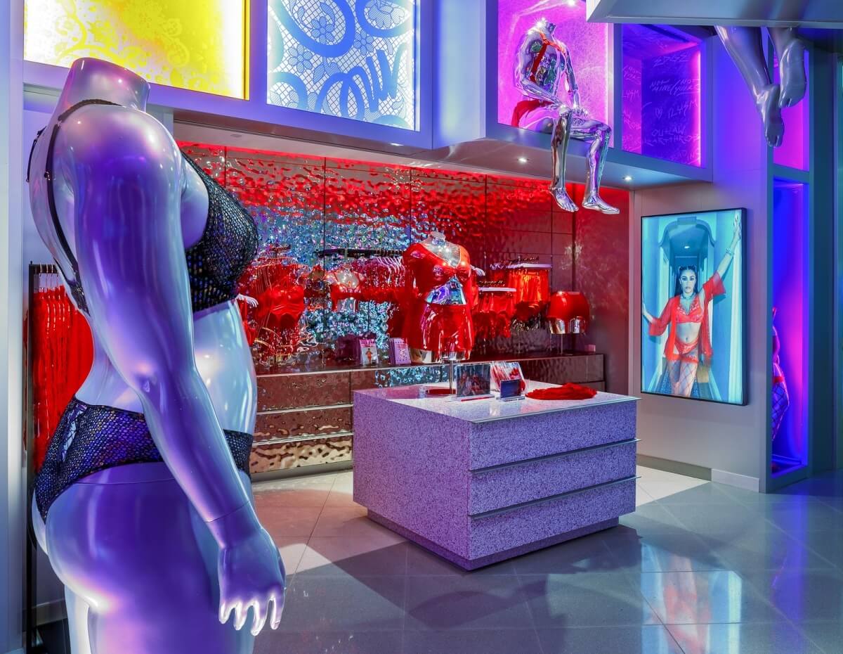 Here's a look at how Rihanna's first Savage X Fenty store looks