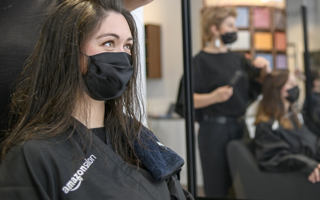 Amazon opens a next-generation beauty salon in London