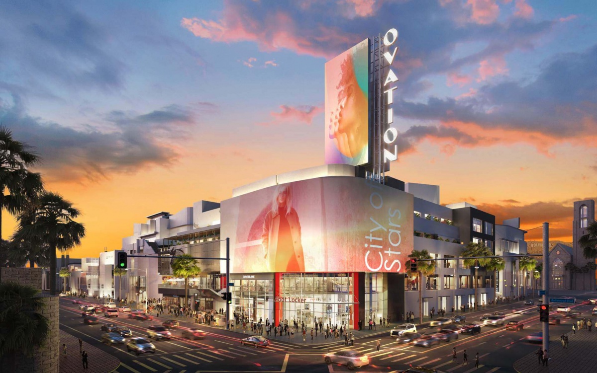 $ 100 million will be invested in the reconstruction of the legendary mall on the Hollywood Walk of Fame