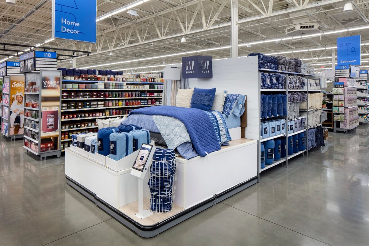 Walmart showed a prototype of an interactive store of the future