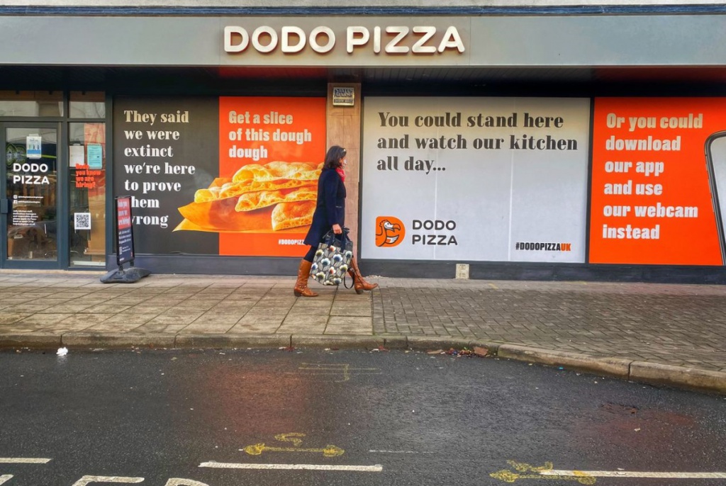Dodo Pizza Leamington Sign