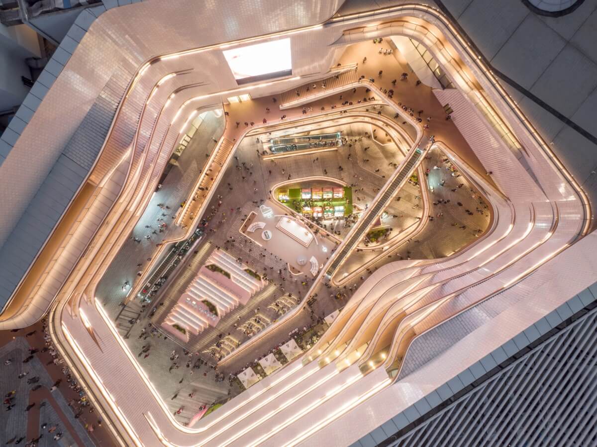 how a giant mall in the shape of a seashell looks like