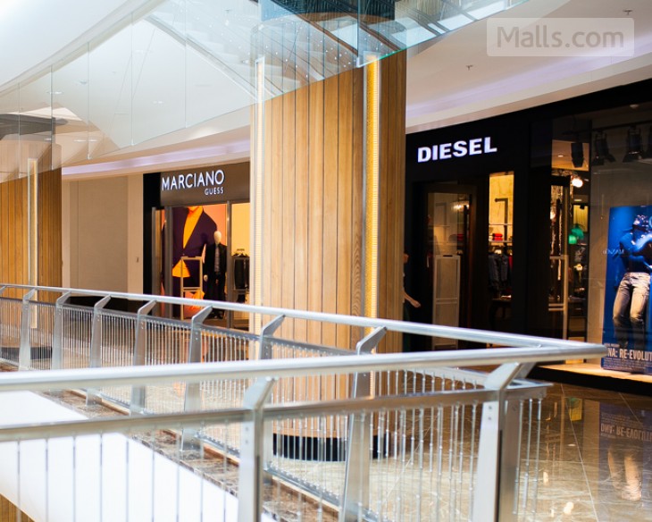 New luxurious shopping mall opened in Baku, Azerbaijan