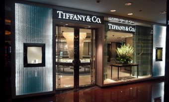 LVMH will Buy Back Tiffany Shares Amid Falling Qorld Indices