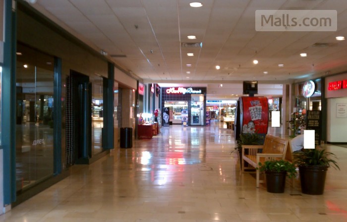 Northwest Mall photo №2