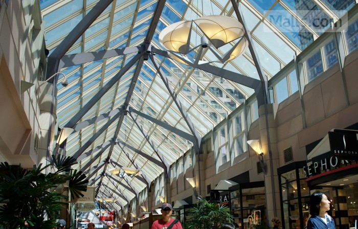 The Shops at Prudential Center photo №1