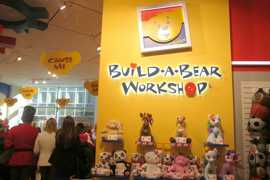 Build-A-Bear Workshop® at Woodfield Mall - A Shopping Center in