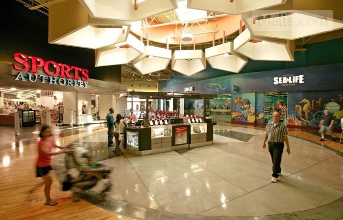 Arizona Mills - Super regional mall in Phoenix, Arizona, USA 