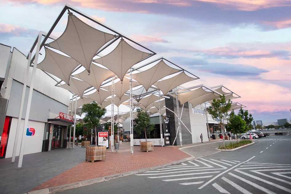 Stoneridge Shopping Center Super regional mall in Pleasanton