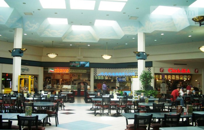 Dover Mall photo №2