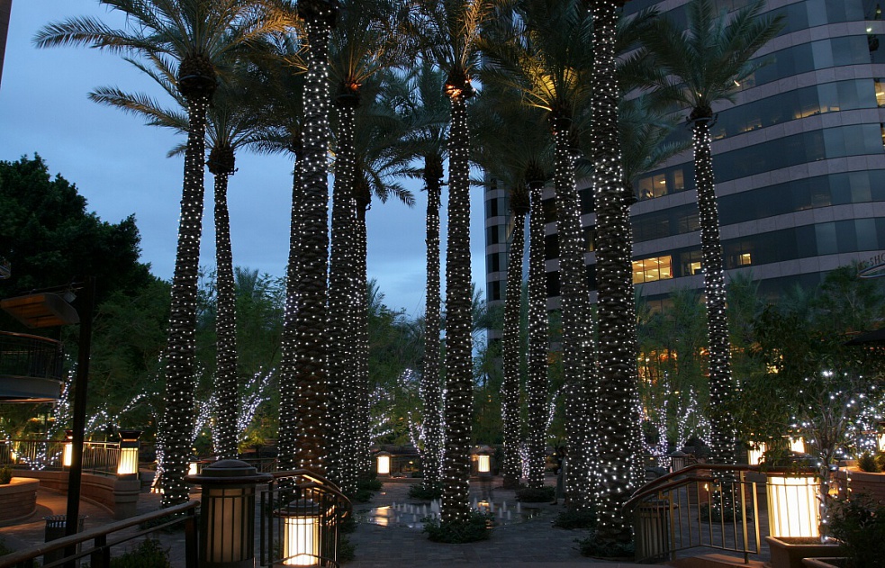 Arizona Center - mall in Phoenix, Arizona, USA - Malls.Com