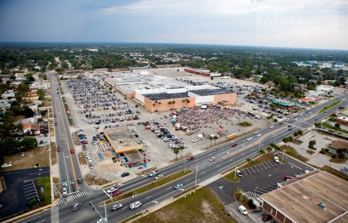 Miracle City Mall photo