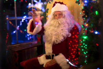 Mall of America offers virtual meetings with Santa Claus and Elves