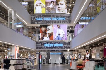 Primark Bets on Opening Large Stores
