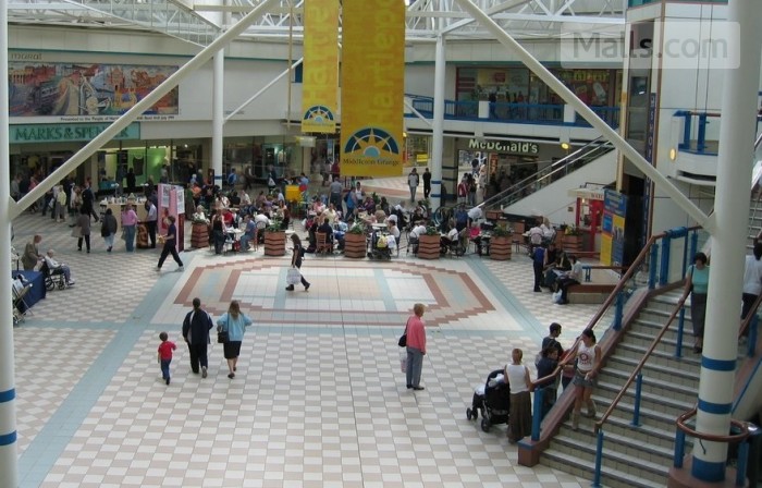 Middleton Grange Shopping Centre photo