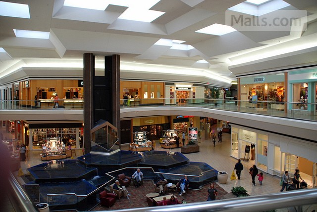 Fair Oaks Mall Super regional mall in Fairfax Virginia USA Malls Com