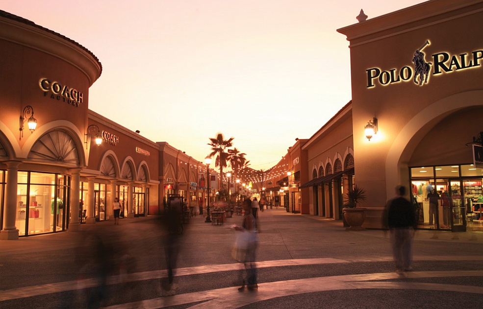 Las Americas Premium Outlets - Outlet center in San Diego, California, USA  
