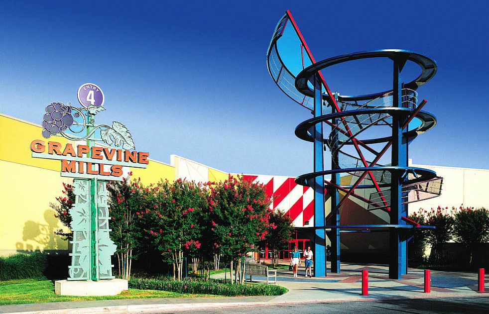 Grapevine Mills - Super regional mall in Grapevine, Texas, USA 