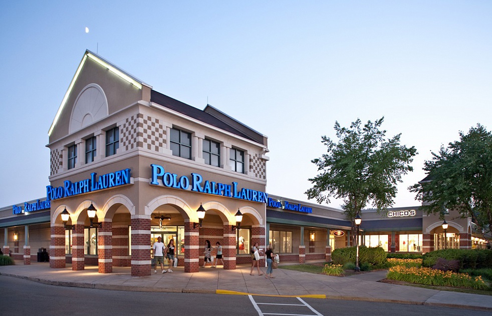 Grove City Premium Outlets - Outlet center in Grove City, Pennsylvania, USA  