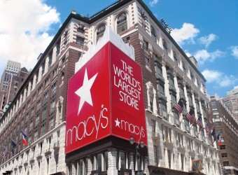 Macy's chooses small stores rather than shopping malls