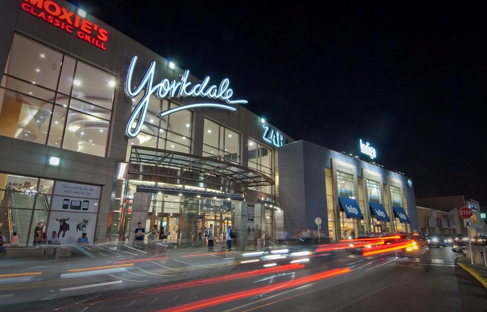 Yorkdale Shopping Centre - Super regional mall in Toronto, Canada