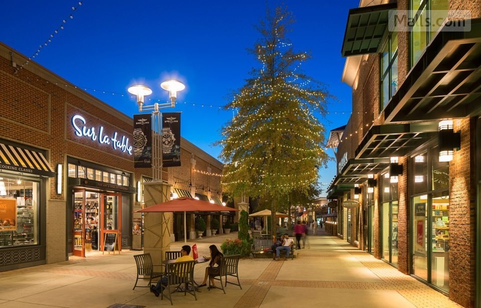 The Streets at Southpoint - Super regional mall in Durham, North Carolina,  USA 