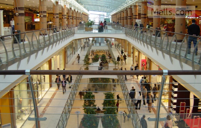 Nový Smíchov Shopping centre photo