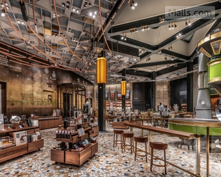 Starbucks Comes To Italy With Beautiful Coffee Shop
