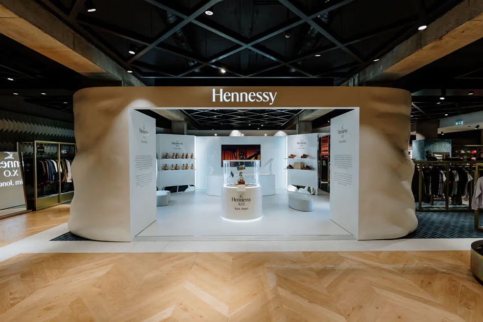 Hennessy pop-up store opens at Heathrow T5