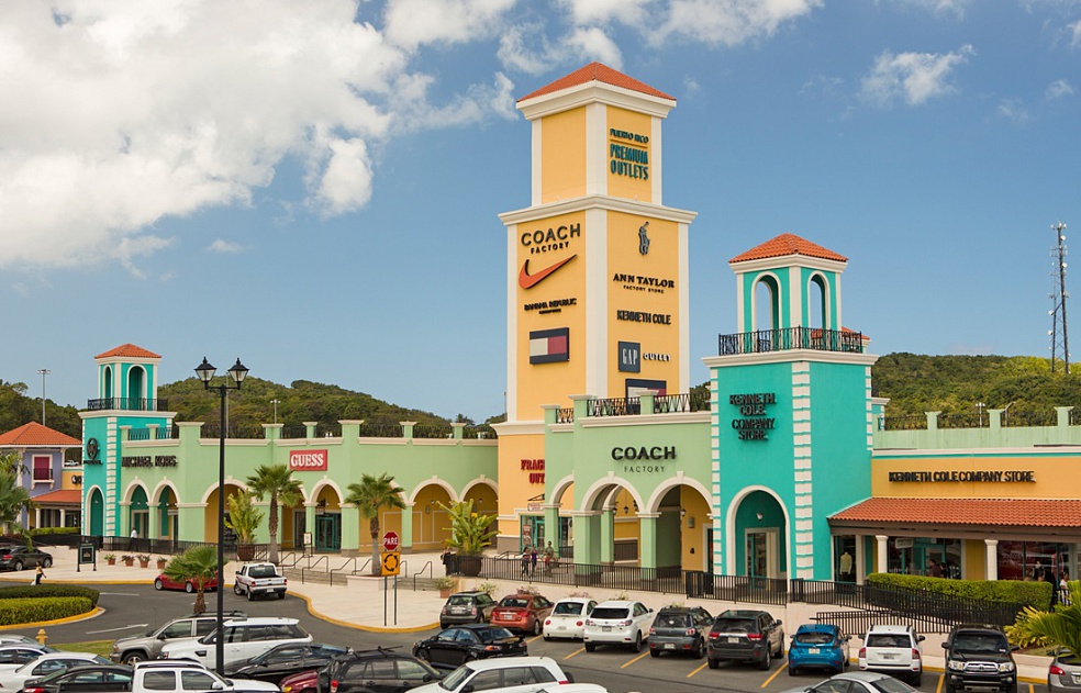 Puerto Rico Premium Outlets - mall in Barceloneta, Puerto Rico, USA -  