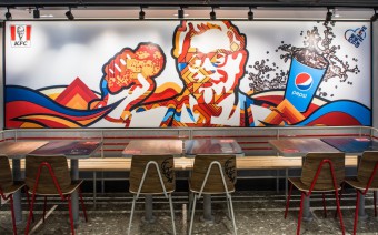 KFC Opened a Three-story Flagship Restaurant in Hong Kong
